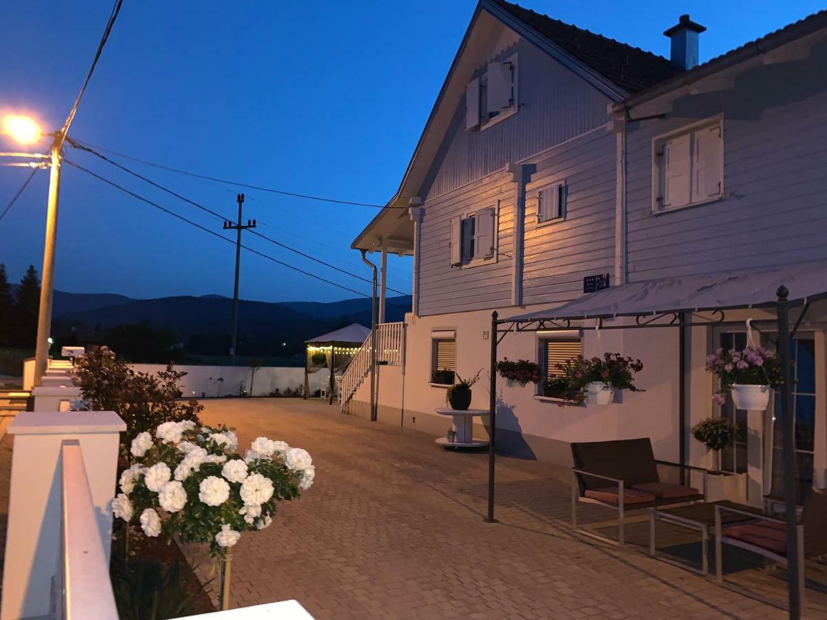 Pool Apartments Plitvice Lakes Grabovac  Exterior foto